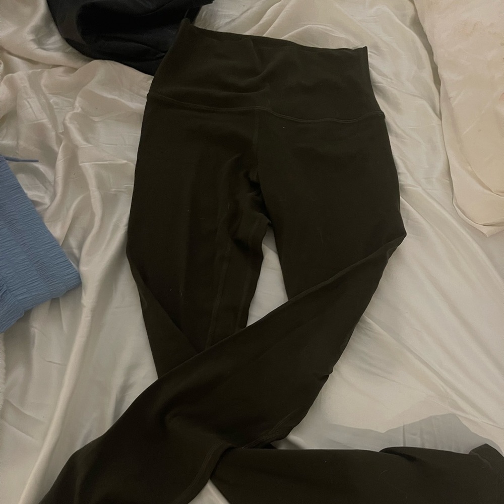 COPY - Green Lululemon aligns - size 4 NEW